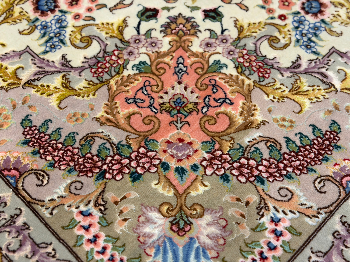 Hand-Knotted 70 Raj Persian Tabriz Rug - 6'8"x10'3"