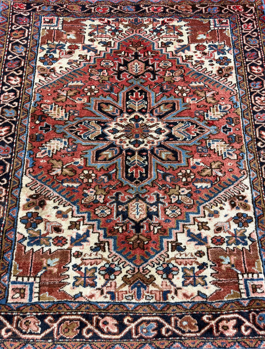 4’3”x4’10” Hand-Knotted Wool Heriz Persian Rug 4x5 Red Handmade Carpet
