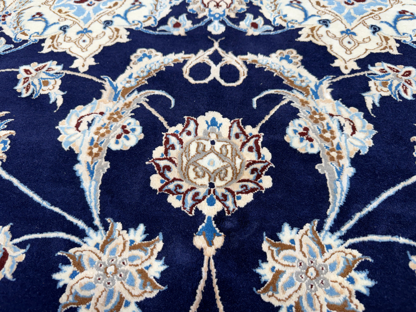 Hand-Knotted 6 La Persian Nain Rug - 10’2”x13’6”