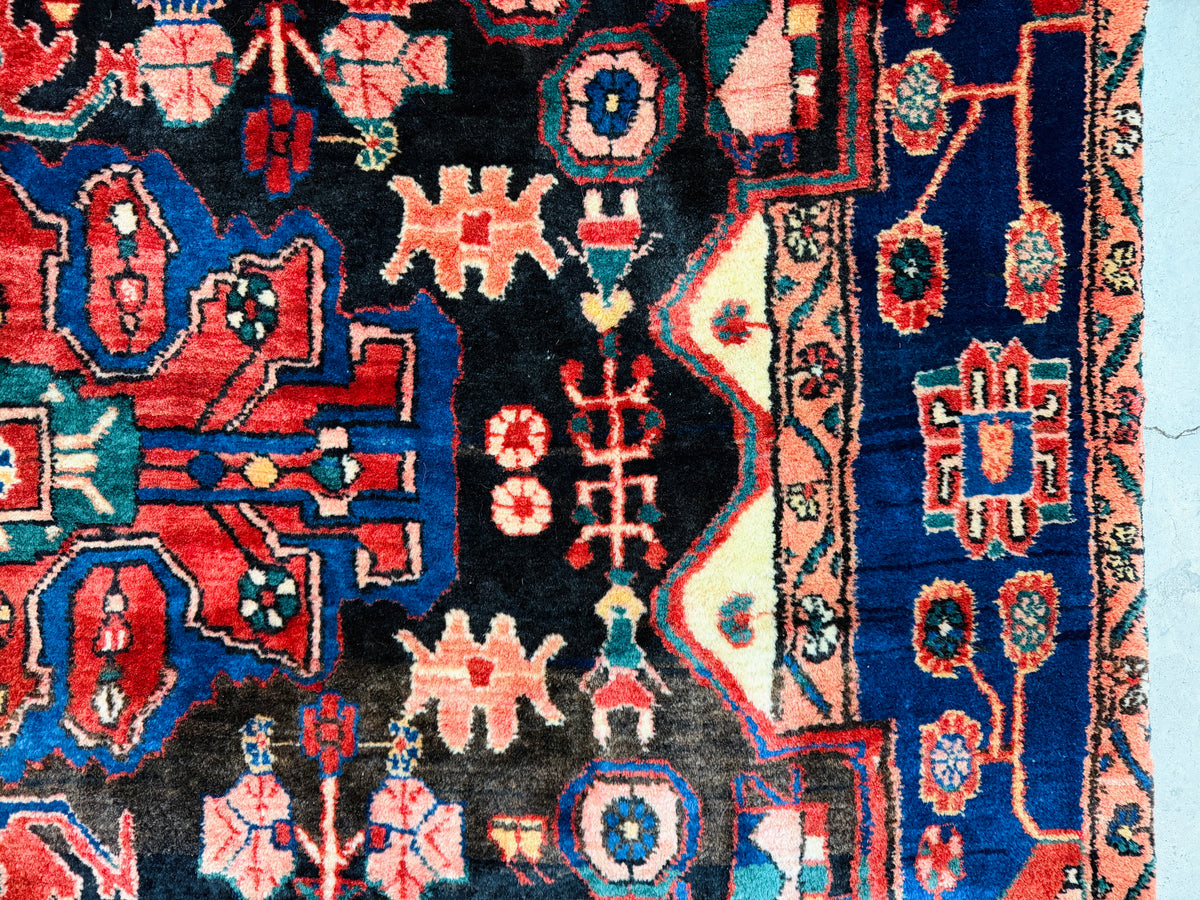 Hand-Knotted Persian Nahavand Rug - 5’6”x8’6”
