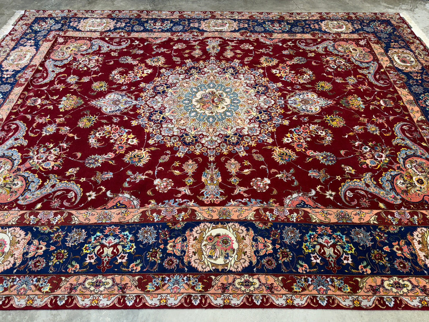 Hand-Knotted 70 Raj Persian Tabriz Rugs - Signed Gharabaghi - 9’10”x13’2”