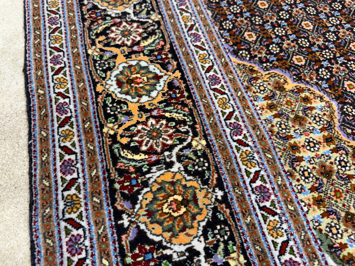Hand-Knotted Persian Tabriz Mahi Rug - 4’8”x6’8”