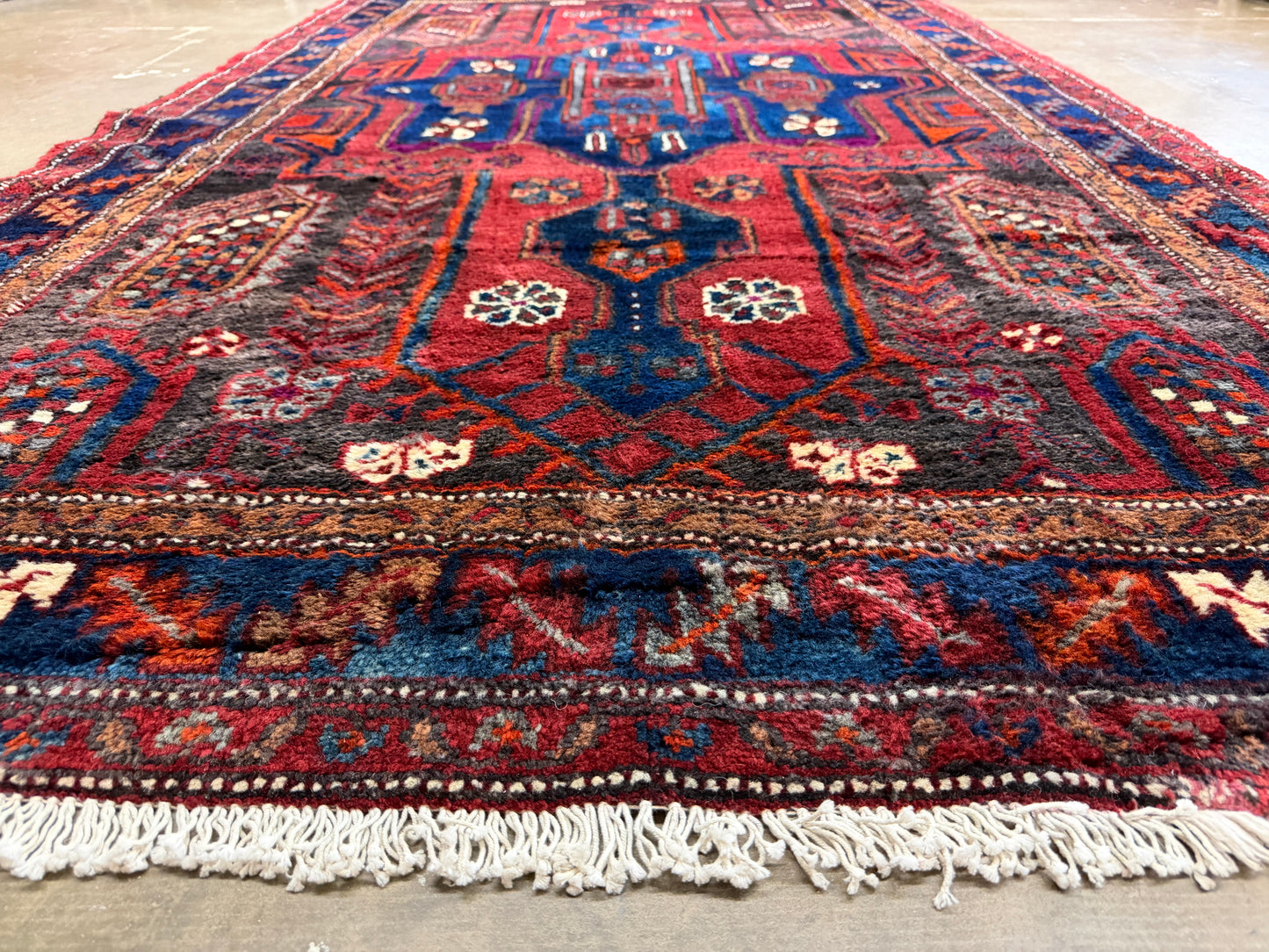 Hand-Knotted Persian Hamadan Rug - 5’3”x9’3”