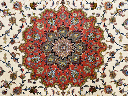 Hand-Knotted 60 Raj Persian Tabriz Rug - 6'9"x8'1"