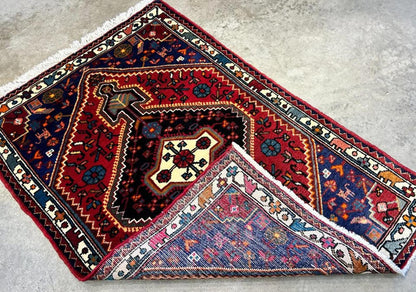 2'10"x4'2" Hand-Knotted Wool Hamadan Persian Rug