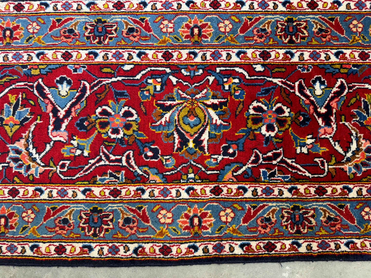 Hand-Knotted Persian Kashan Rug - 9’11”x14’3”