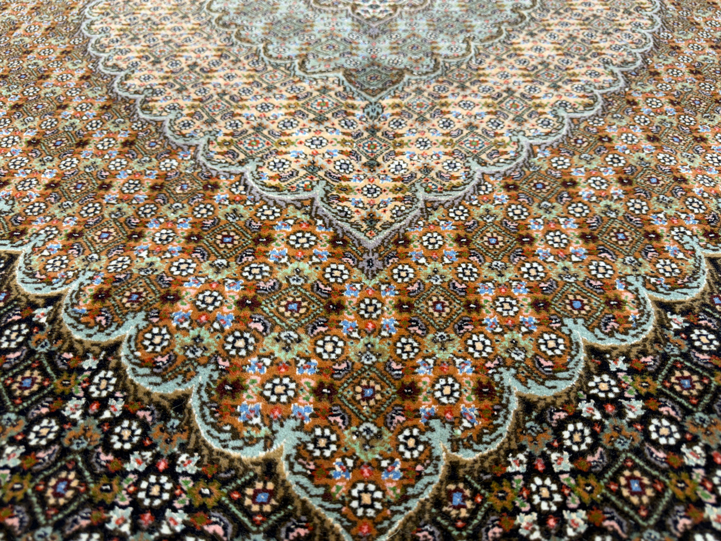 Hand-Knotted Persian Tabriz Mahi Rug - 9’9”x13’4”