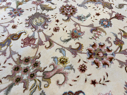 9’10”x13’5” Very Fine Hand-Knotted Persian Tabriz 80 Raj Area Rug