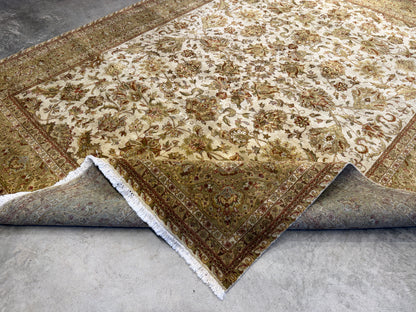 7’8”x9’11” Hand-Knotted Wool Agra Area Rug