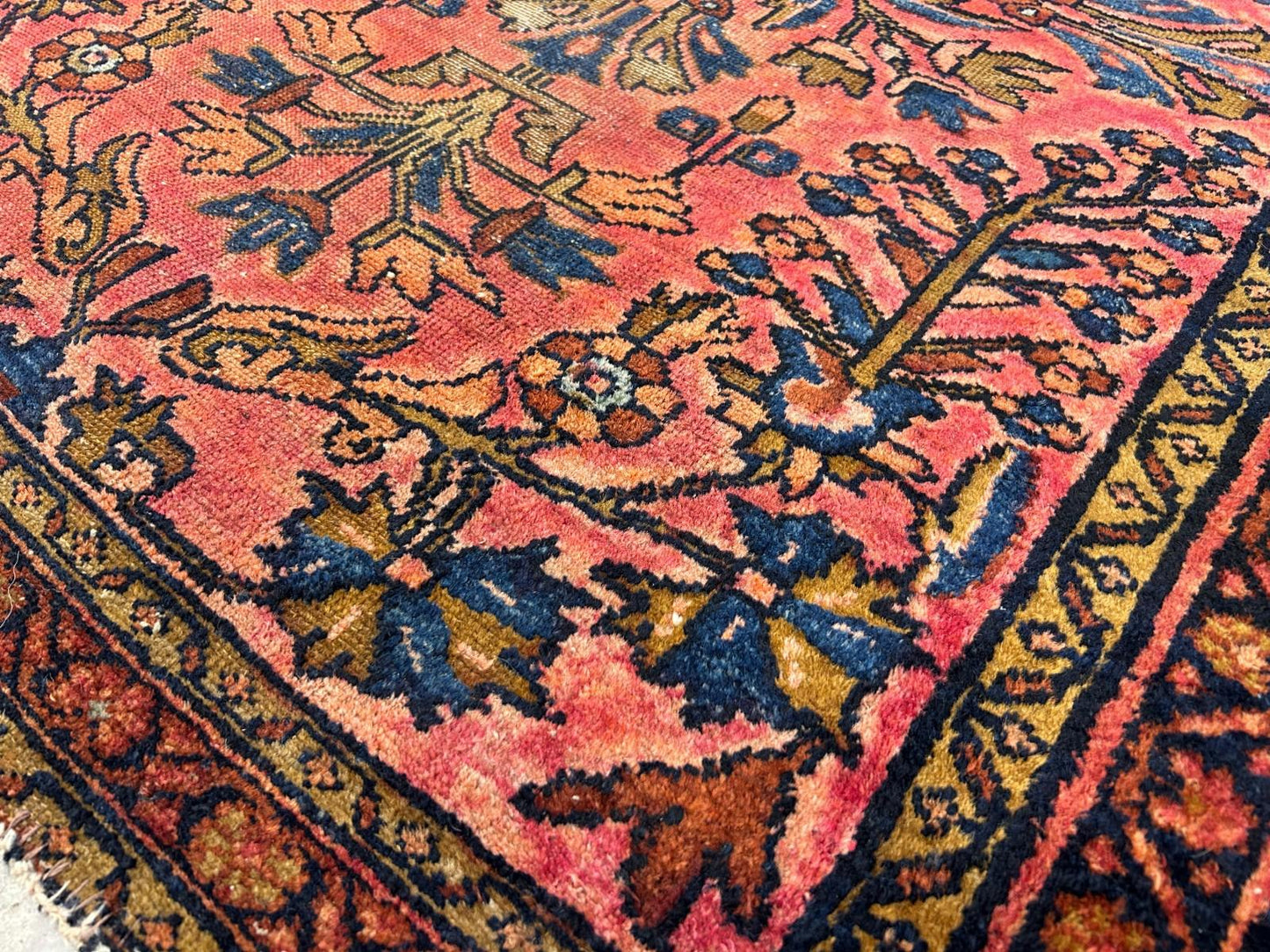 3'6"x4'5" Antique Hand-knotted Wool Sarouke Area Rug - Handmade Red 3x4 Carpet