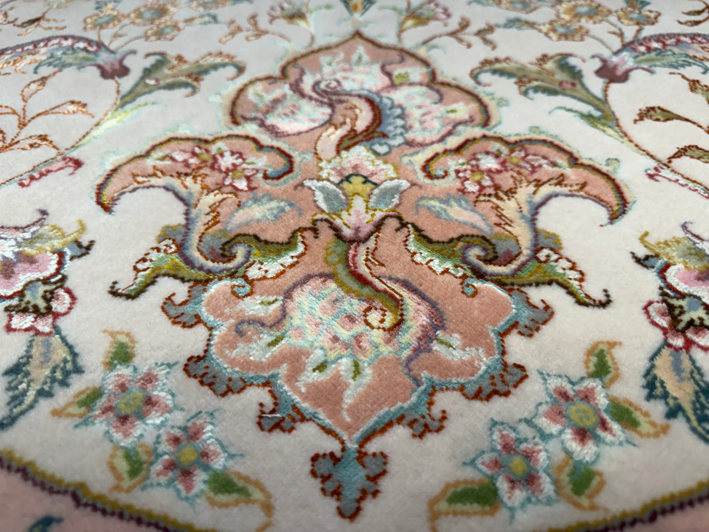 10’ Diameter Very Fine Hand-Knotted Wool & Silk Round Tabriz Persian Rug - 10x10 Handmade Carpet