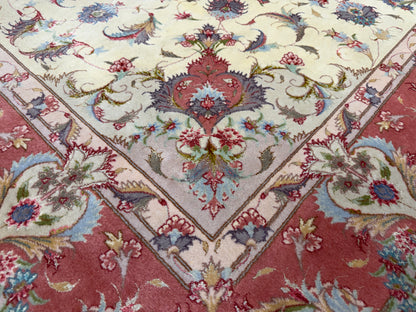 Hand-Knotted Persian Tabriz 60 Raj Rug - 4'11"x7'4"