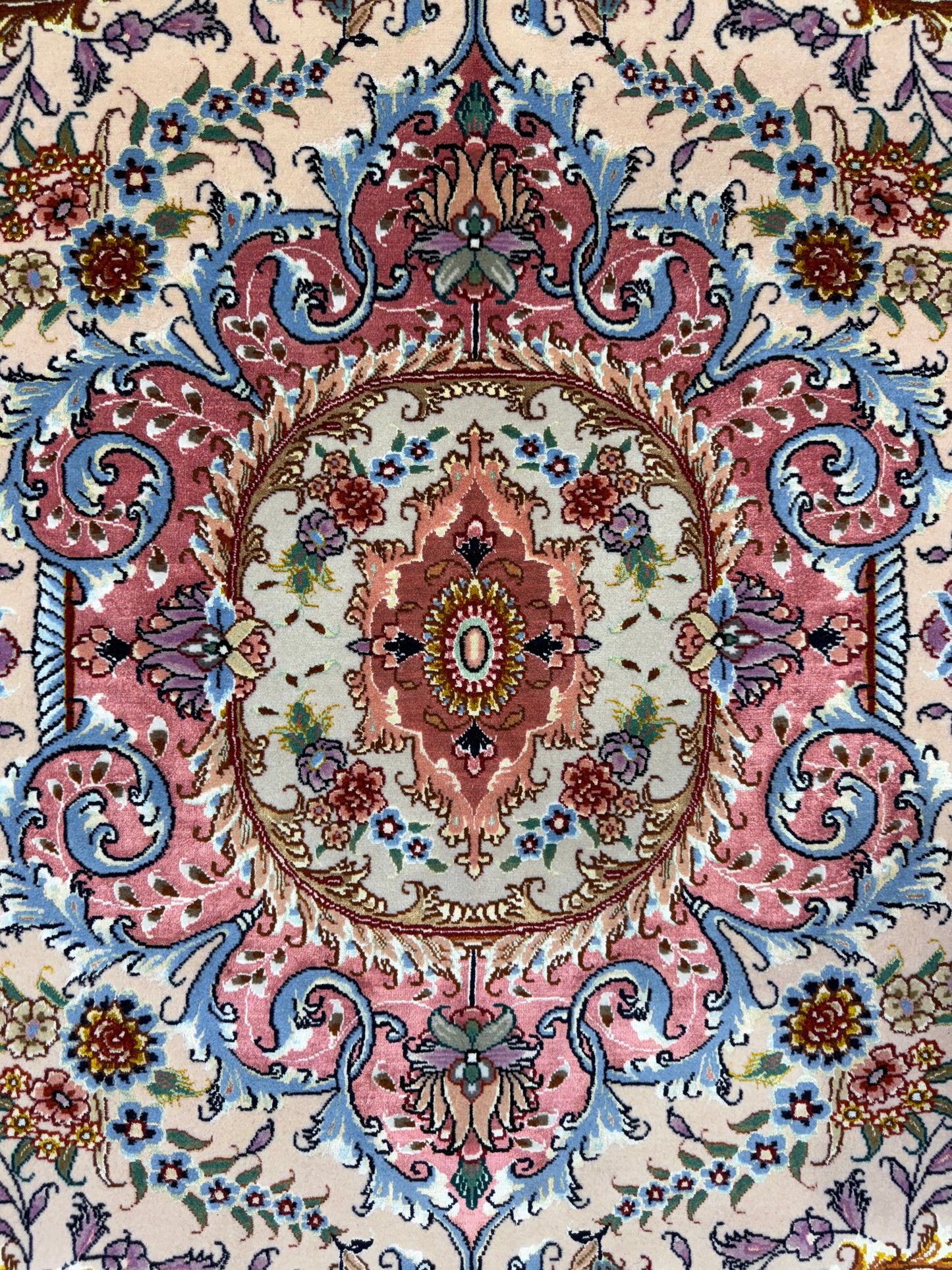 Hand-Knotted 70 Raj Persian Tabriz Rug - Signed Faizi - 9’10”x13’4”