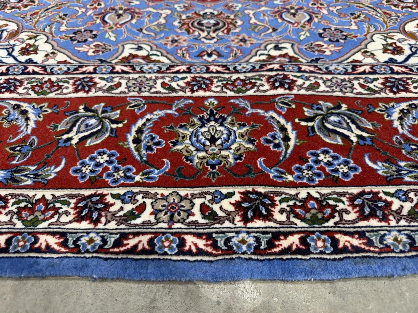 4’6”x7’9” Hand-Knotted Fine Wool & Silk Isfahane Area Rug - Blue 4x8