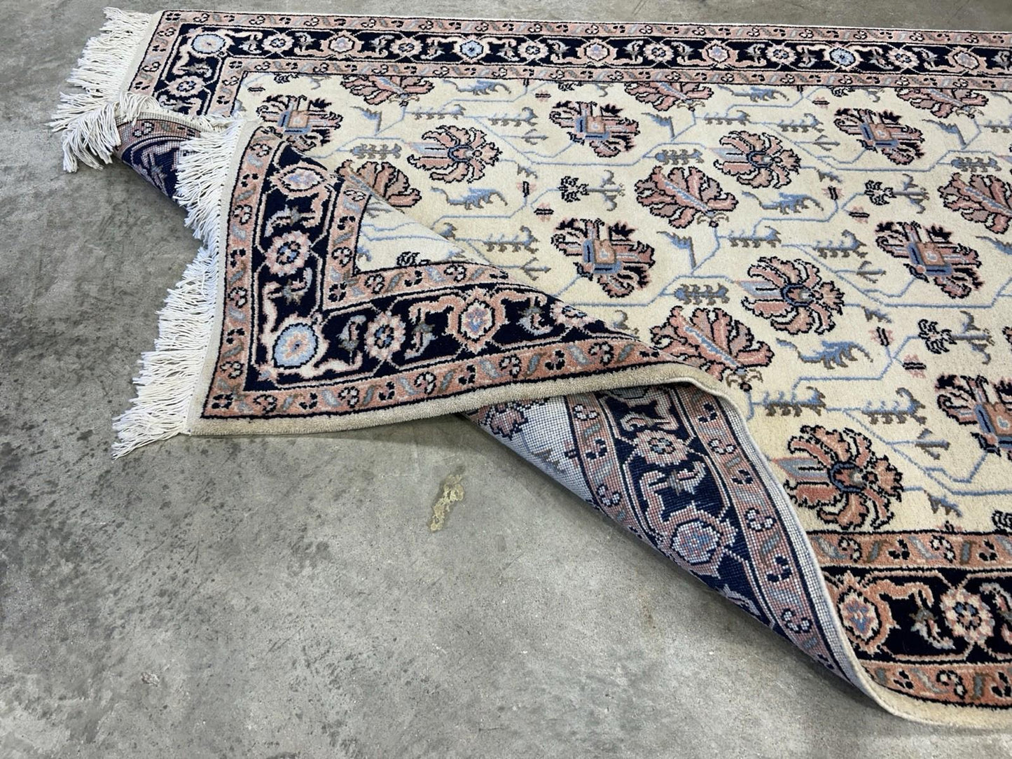 4’x5’10” Hand-knotted Wool All-Over Rug - Oriental Carpet 4x6