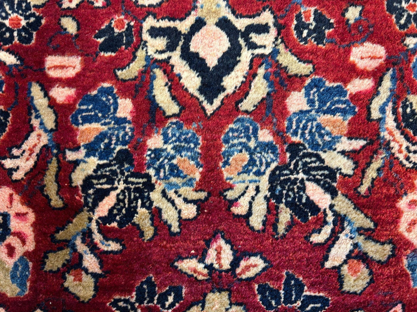 4'3"x6'4" Antique Hand-knotted Wool Sarouke Area Rug - Handmade Red 4x6 Carpet