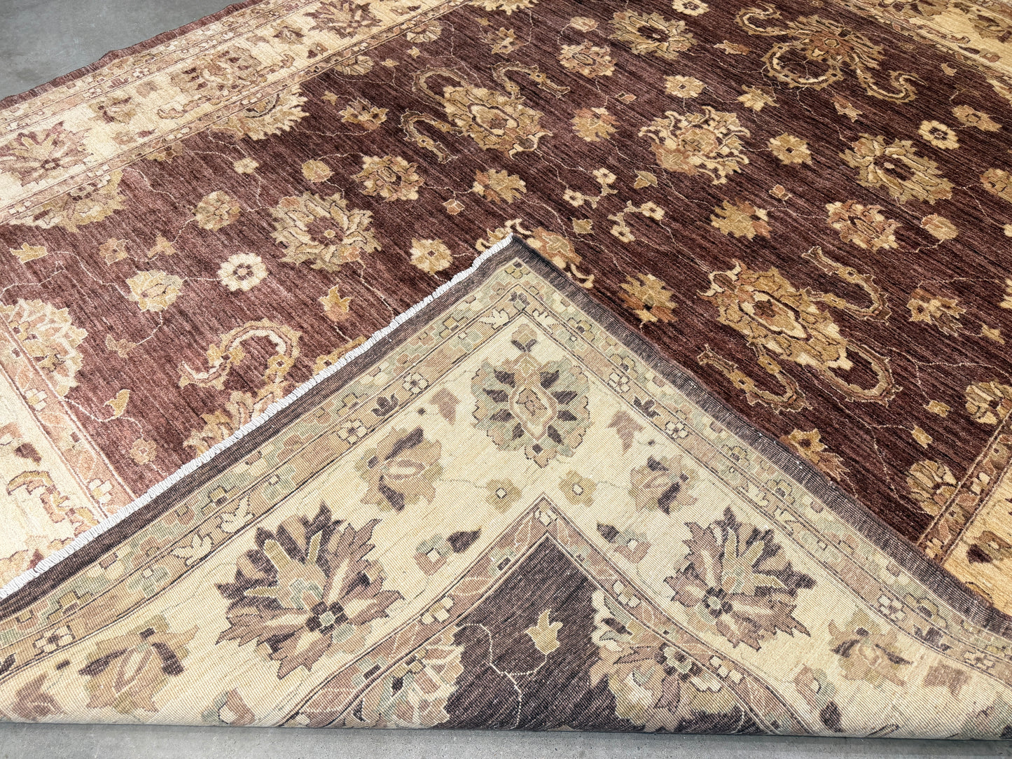 8’x10’ Hand-Knotted Wool Agra Area Rug