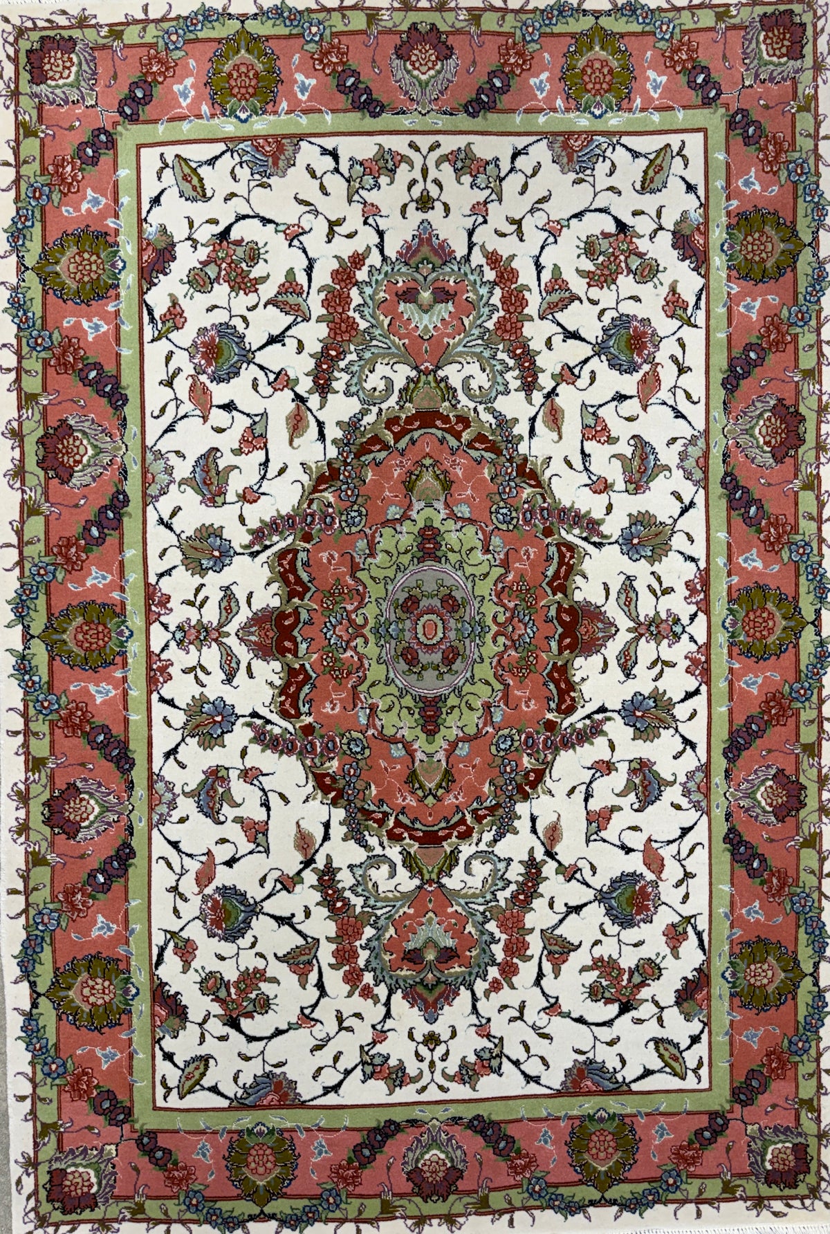 Hand-Knotted 60 Raj Persian Tabriz Rug - 3'1"x5'3"