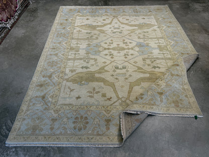 8’1”x9’10” Hand-Knotted Wool Oushak Area Rug