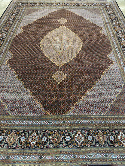 9’8”x12’10” Fine Hand-Knotted Persian Tabriz Mahi Area Rug