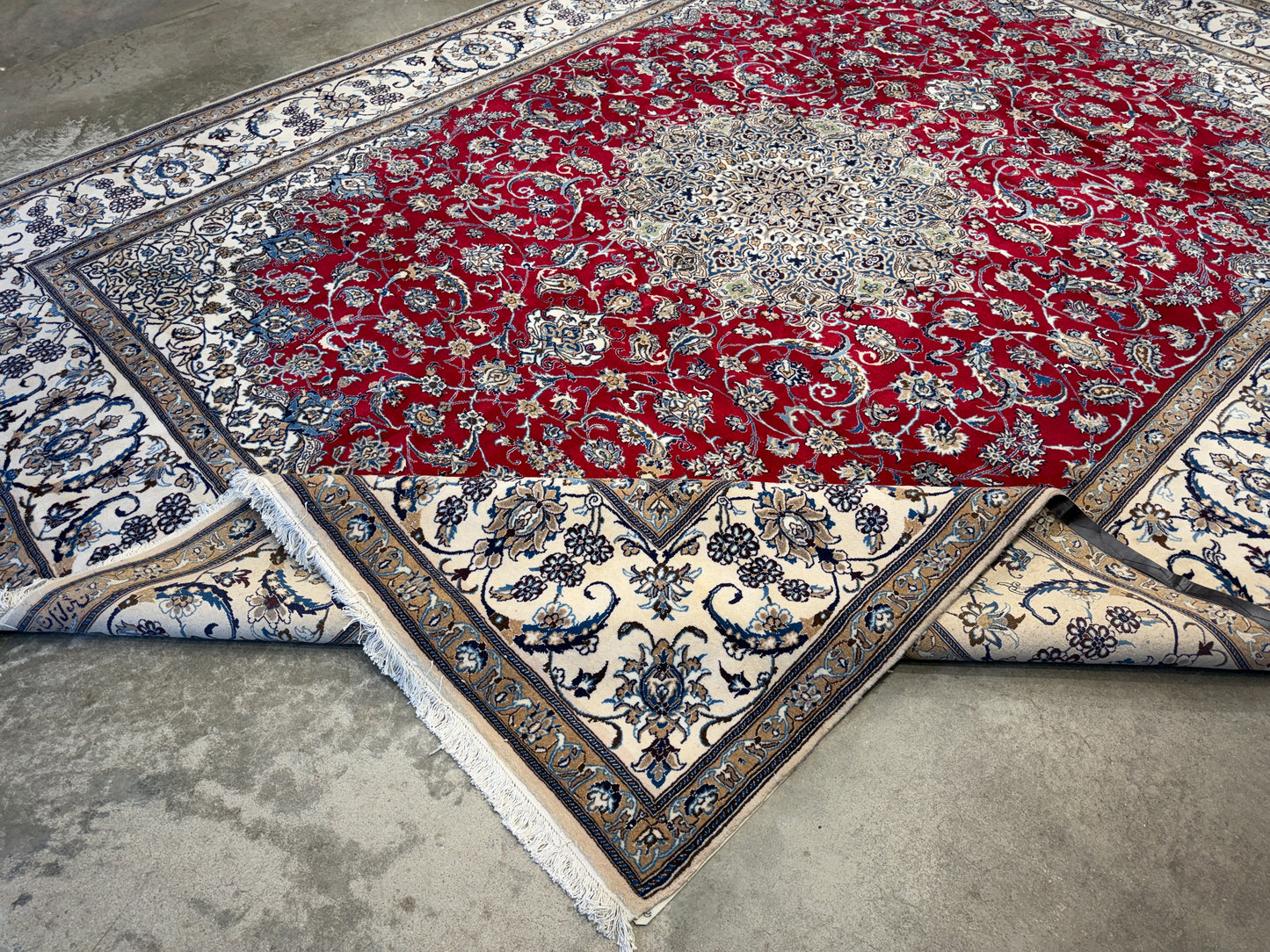 Hand-Knotted Persian Nain Rug - Signed Habibian - 9’6”x12’9”