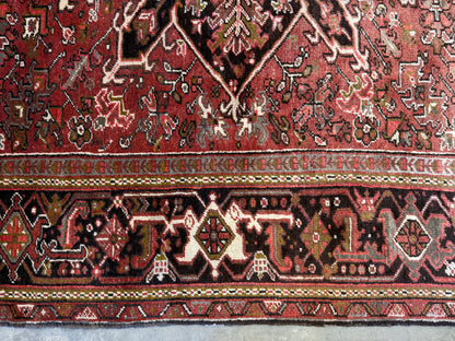 9’10”x13’ Hand-Knotted Persian Heriz Area Rug