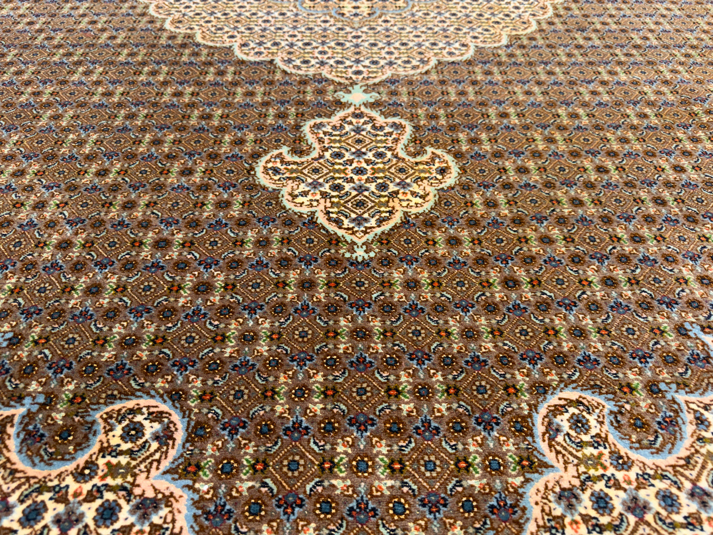 8’2”x9’10” Hand-Knotted Fine Persian Tabriz Mahi Area Rug