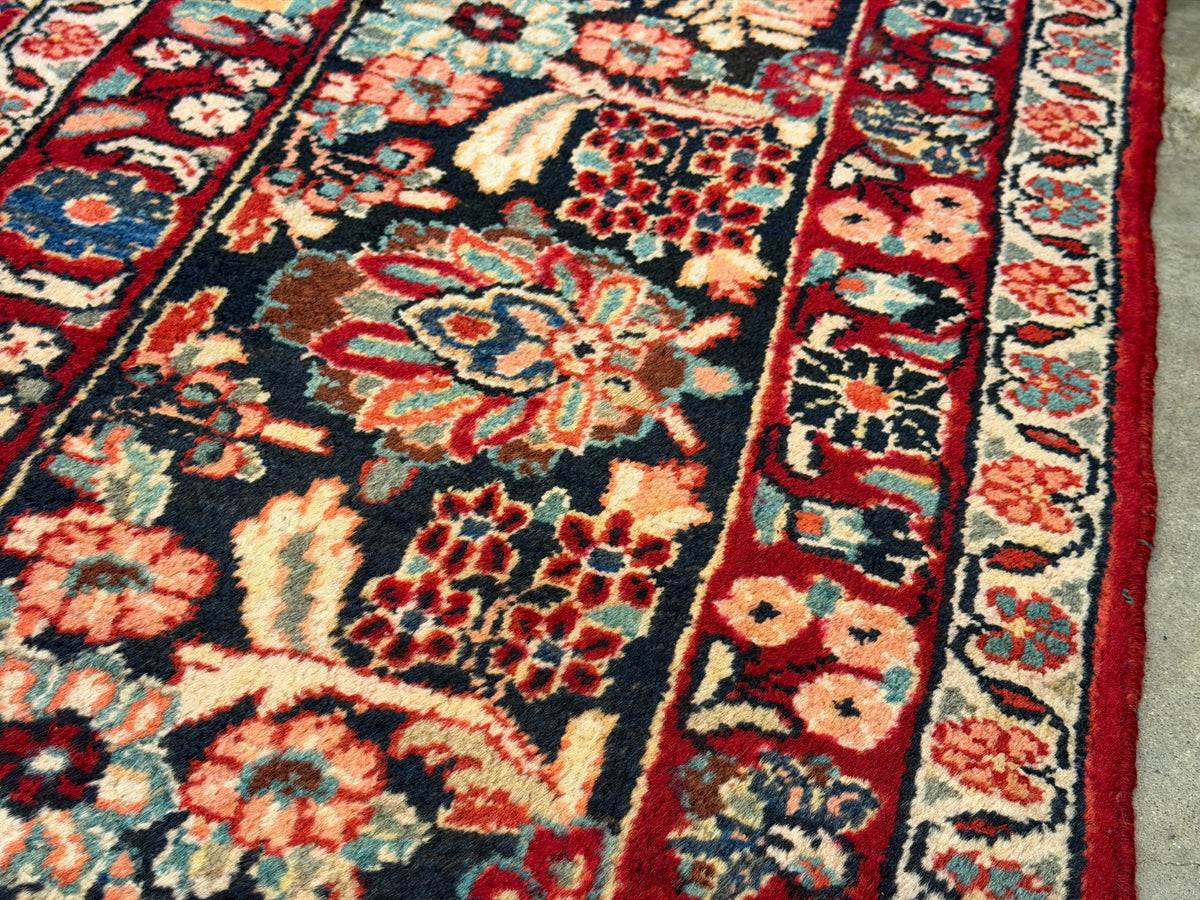 Antique Hand-knotted Persian Sarouk Rug - 8'10"x12'2"