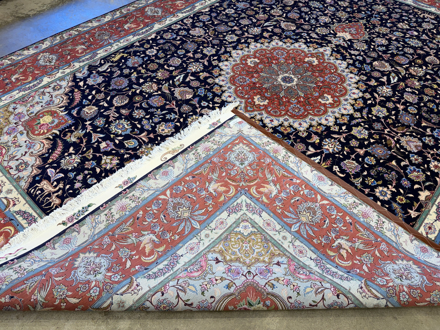 10’x13’7” Very Fine Hand-Knotted Signed Persian Tabriz Area Rug