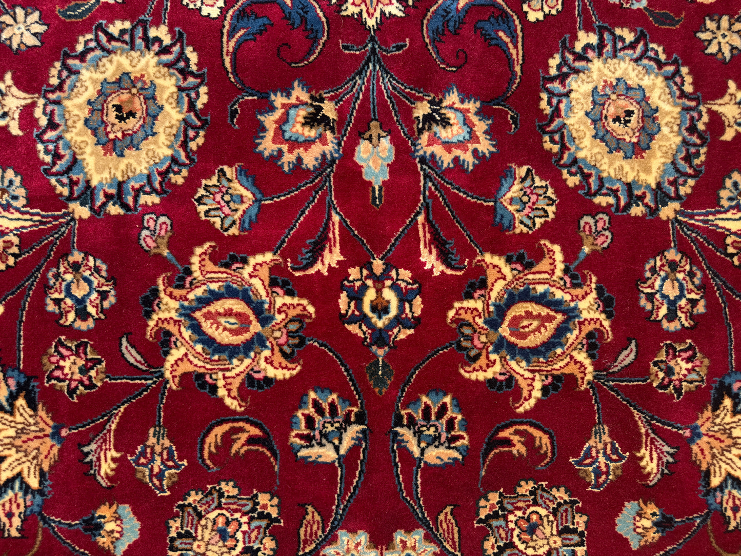 Hand-Knotted Persian Mashad Rug - Signed Hashemi - 9’11”x13’