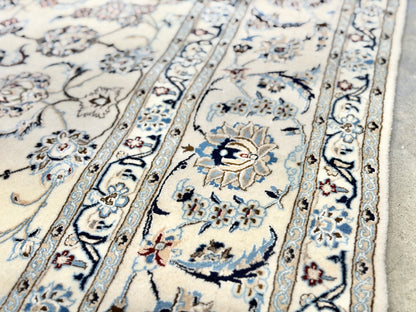 Hand-Knotted 6 La Persian Nain Rug - 5'7"x9'