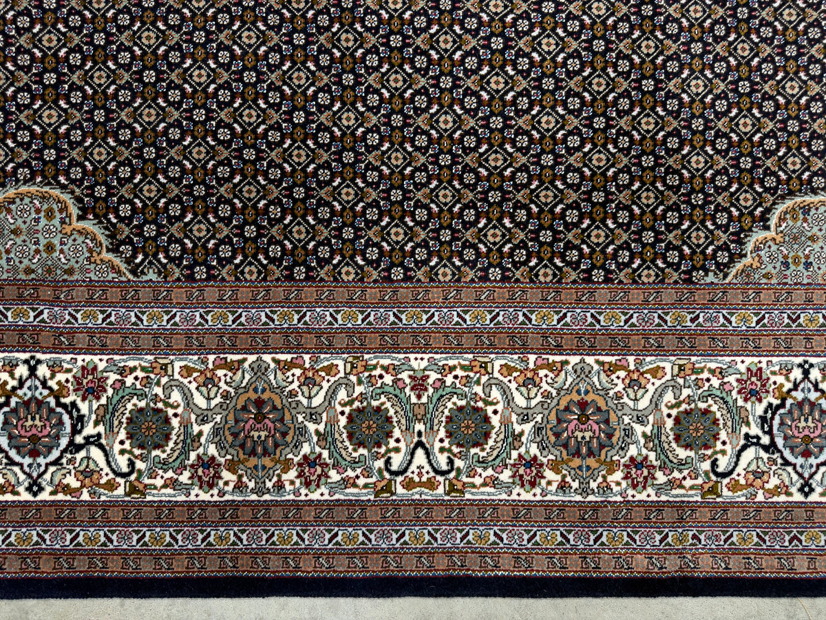 Hand-Knotted Persian Tabriz Mahi Rug - 6'8"x10'