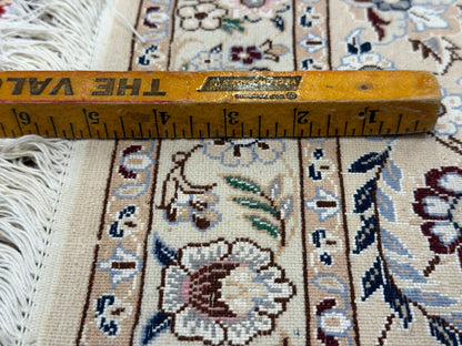 Hand-Knotted 6 La Persian Nain Rug - 6'7"x9'6"