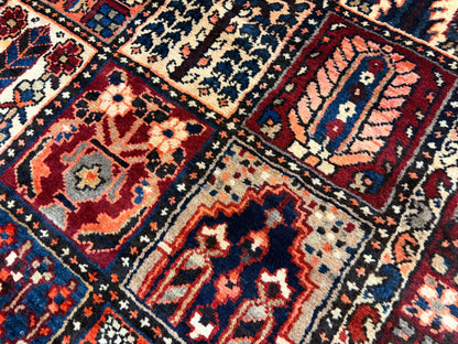 Hand-Knotted Persian Bakhtiari Rug - 9’11”x12’7”