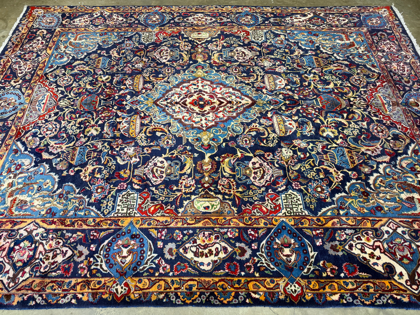 9’9”x13’1” Hand-Knotted Persian Kashmar Pictorial Area Rug