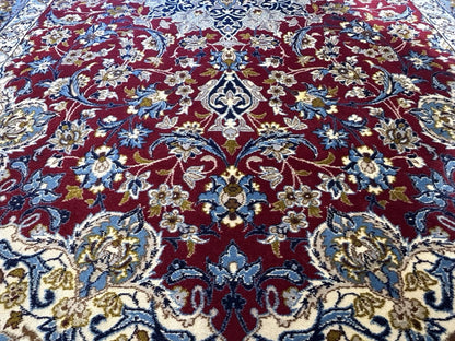 3’7”x5’3” Hand-Knotted Fine Wool & Silk Isfahane  Area Rug - Handmade Carpet 3x5