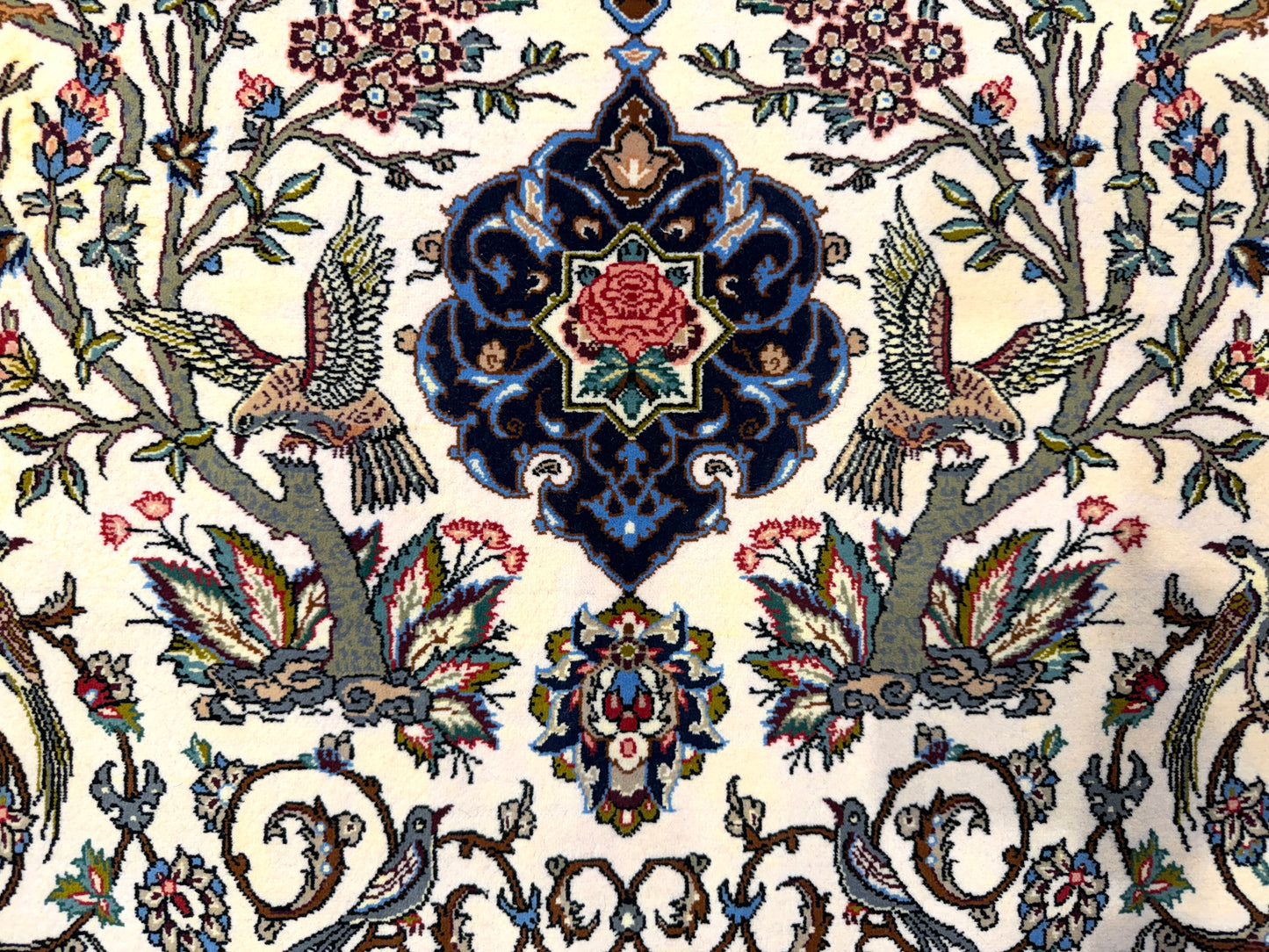 Hand-Knotted Persian Isfahan Rug -Garden of Birds- Signed Fakharian - 4’9”x7’2”