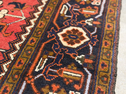 Hand-Knotted Persian Heriz Rug - 6'10"x9'7"