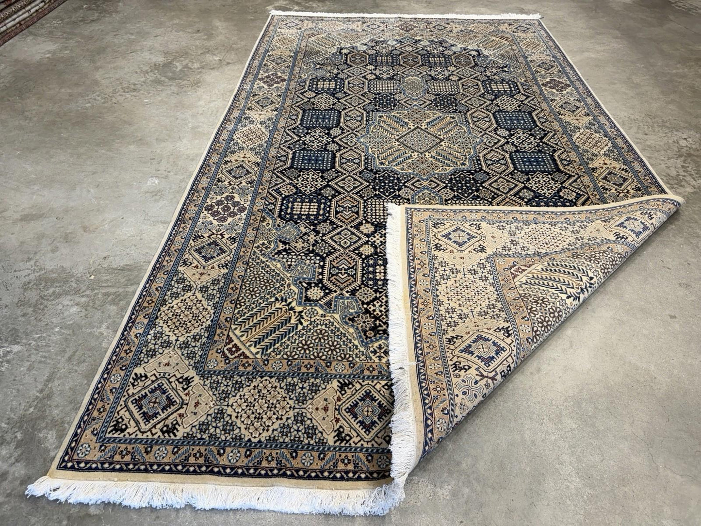 5’2”x8’9” Hand-Knotted Fine Wool & Silk Naine Area Rug - Beige & Blue Geometric