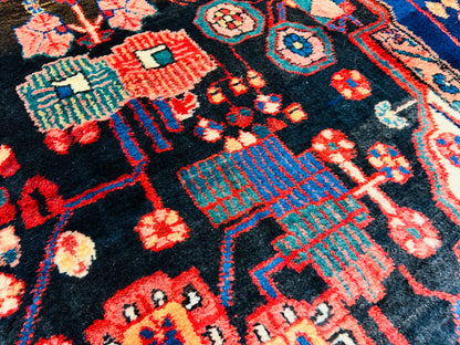 Hand-Knotted Persian Nahavand Rug - 5’6”x8’6”