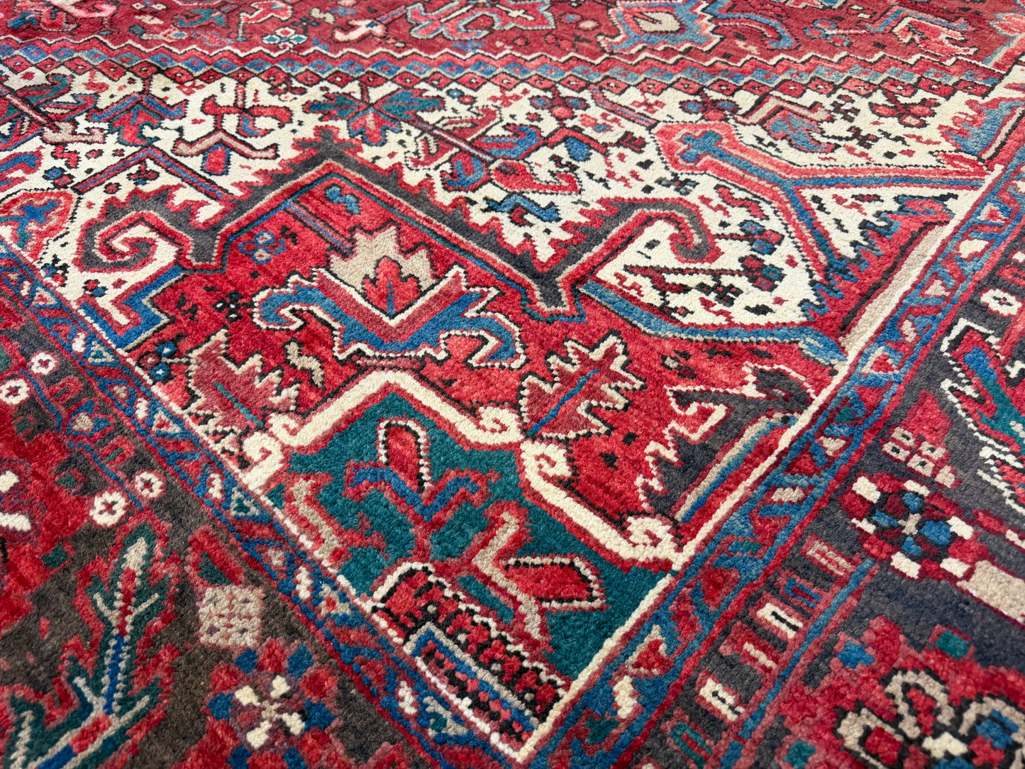 Hand-Knotted Persian Heriz Rug - 9’8”x13’1”