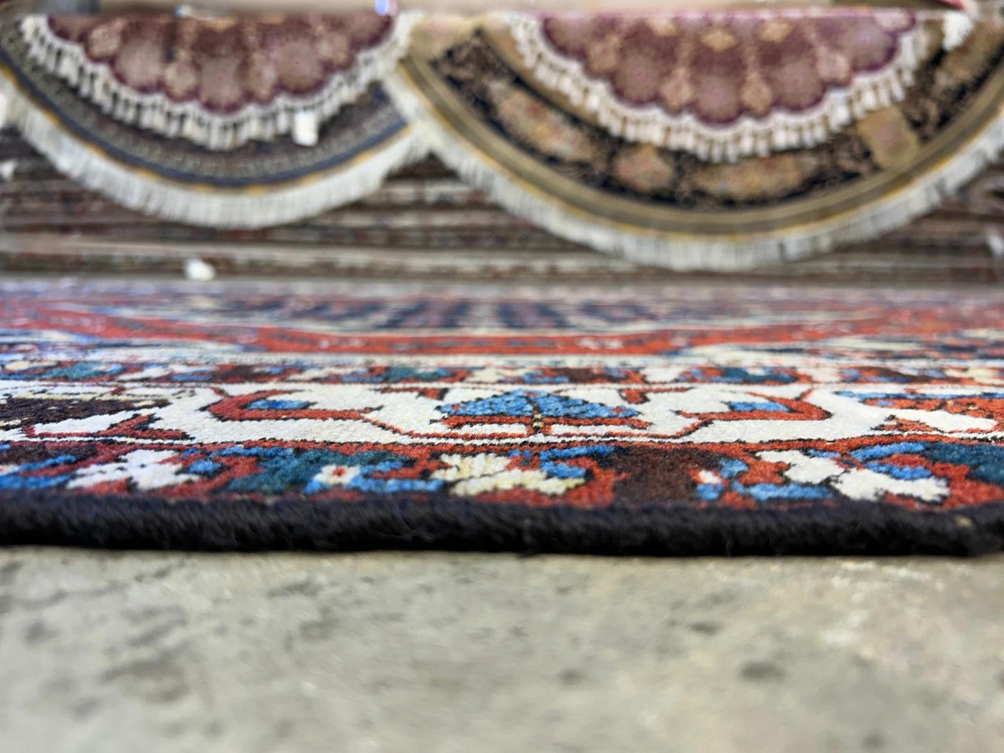 4'3"x6'8" Antique Hand-knotted Wool Qashqaei Area Rug - Handmade 4x6 Carpet