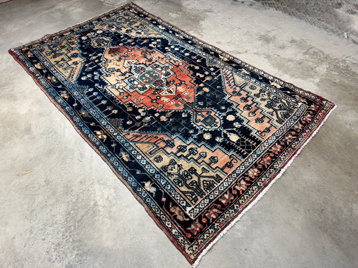 Hand-Knotted Persian Hamadan Rug - 4’3”x7’6”
