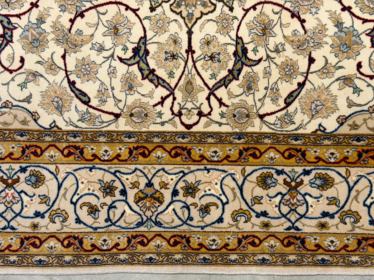 Hand-Knotted Persian Isfahan Rug - Signed Seirafian - 5’x7’9”