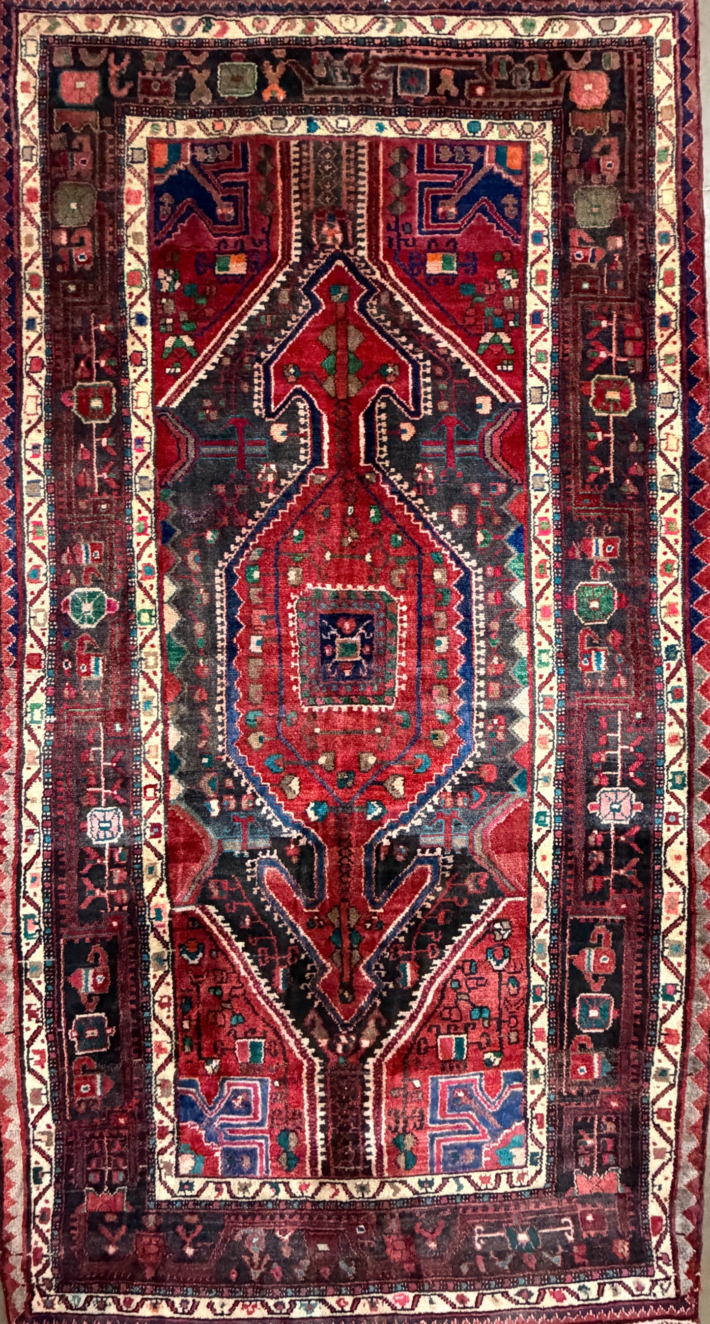 Hand-Knotted Persian Hamadan Rug - 5’3”x9’3”