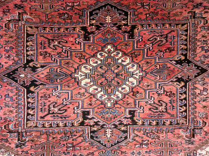 9’10”x12’5” Hand-Knotted Persian Heriz Area Rug