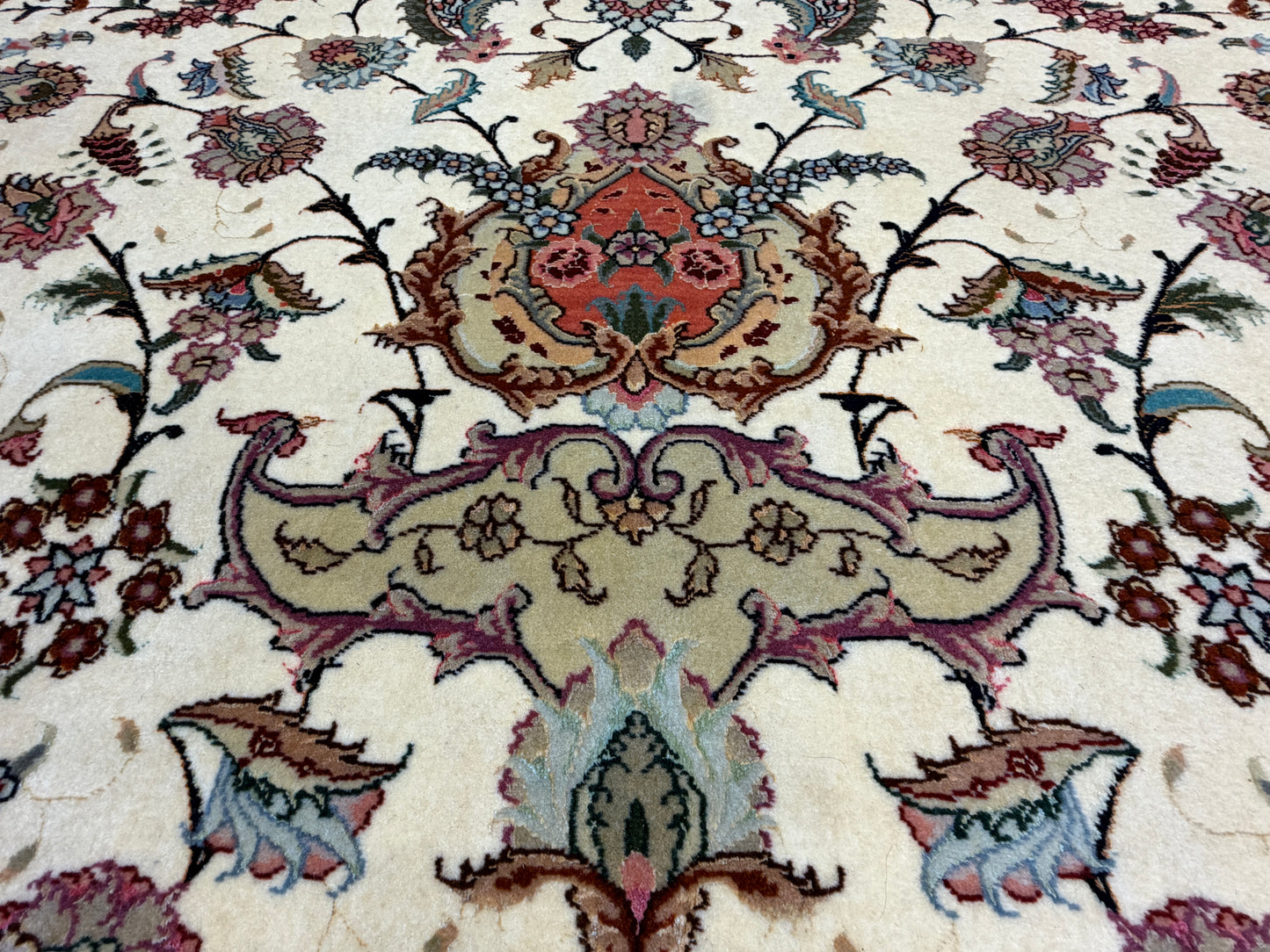 10’x12’9” Fine Hand-Knotted Persian Tabriz Area Rug