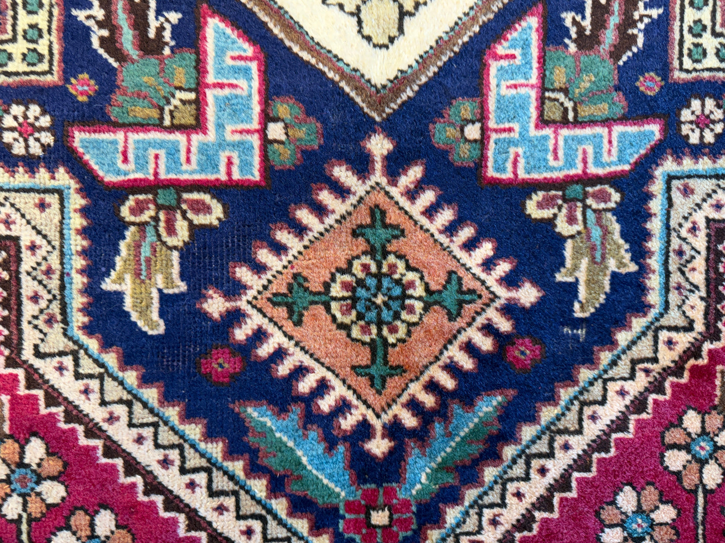 9’11”x13’ Hand-Knotted Persian Tabriz Area Rug