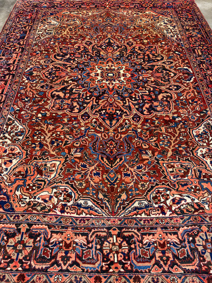 9’1”x11’9” Hand-Knotted Persian Heriz Area Rug