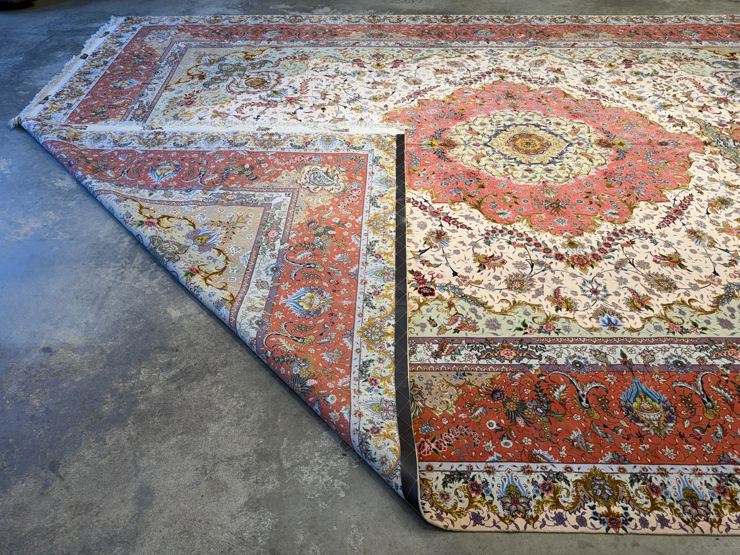 11’4”x16’2” Very Fine Hand-Knotted Persian Tabriz 80 Raj Signed Area Rug
